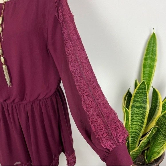 Entro Long Sleeve Lace Raw Hem Mini Dress. Large #369 - Picture 4 of 6